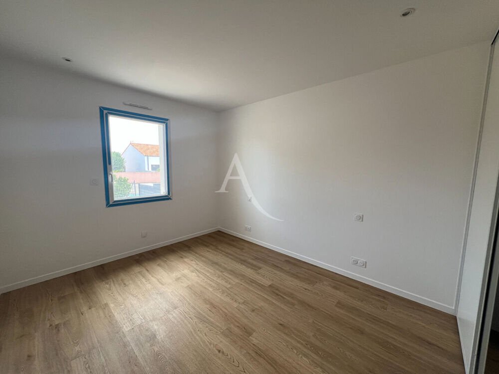 Vente Maison Maison Saint Hilaire La Foret 4 pièce(s) 87 m2 Saint hilaire la foret