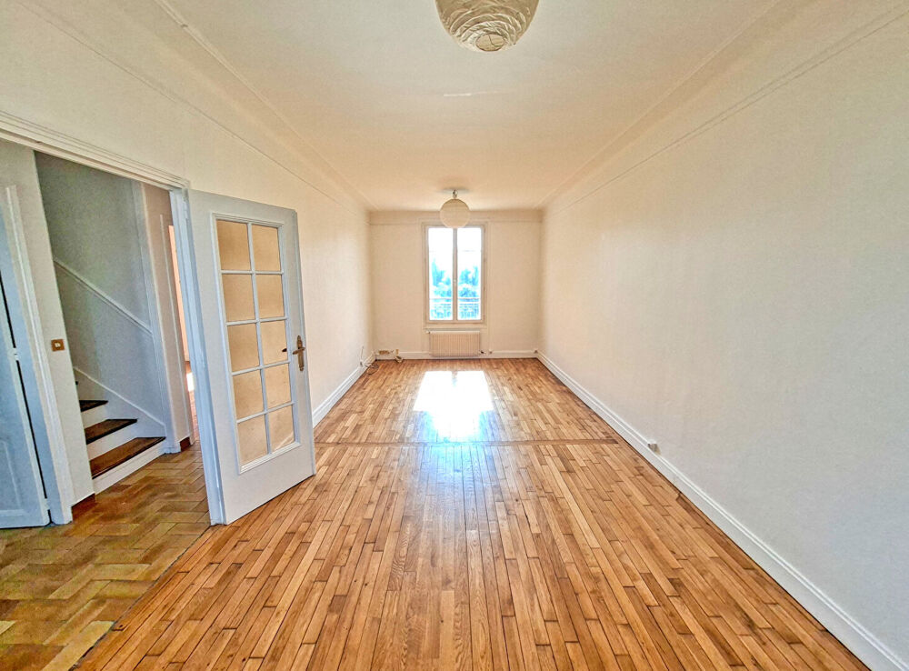 Vente Maison Antony Maison familiale de 152 m² habitables ? 5 chambres ? Garage ? Combles aménageables ? DPE D Antony