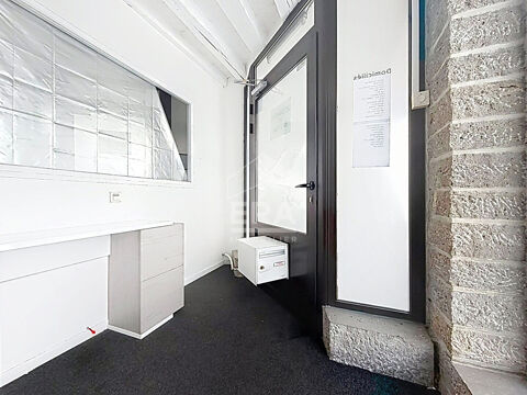   Loue Local commercial Etampes 48.80 m2 