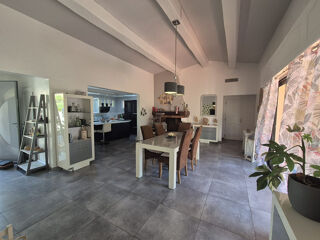 Vente Maison Maison Roquebrune Sur Argens 137m² piscine et sous sol Roquebrune sur argens