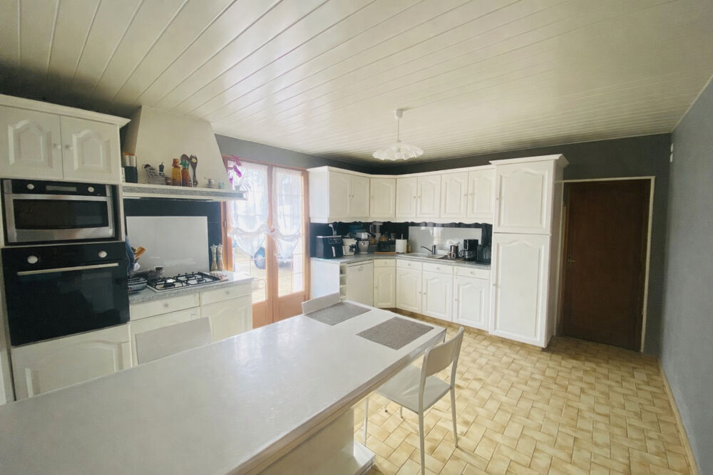 Vente Maison Beau pavillon avec 5 chambres Chambly