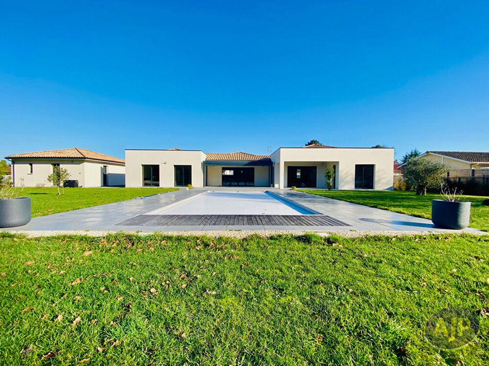 Villa contemporaine avec piscine Lesparre-Médoc !