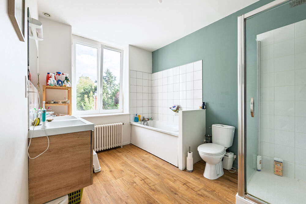 Vente Maison Maison 1930 en excellent état proche Deûle, commerce et écoles semi-individuelle avec grand jardin sans vis-à-vis Lambersart