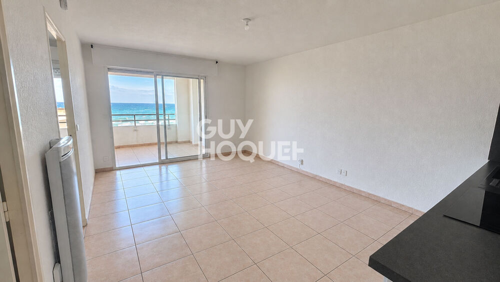 A louer à l'année - Appartement 2 pièces vue mer, avec place de stationnement et cave