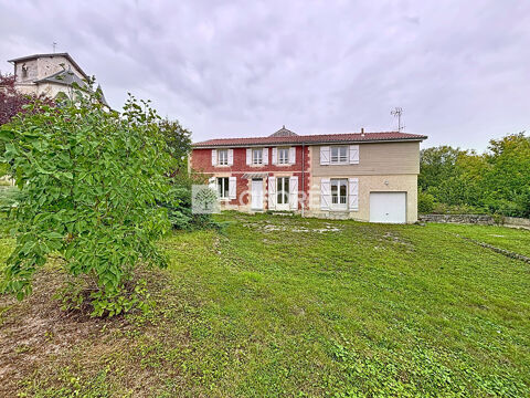  Maison  louer 7 pices 143 m