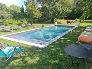  Maison  vendre 11 pices 285 m