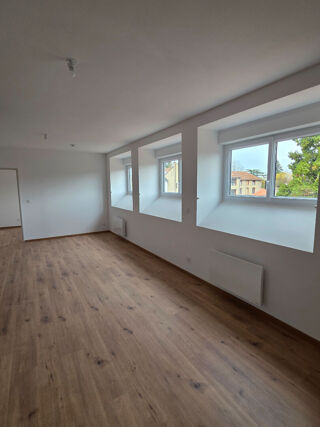  Appartement � louer 3 pi�ces 69 m�