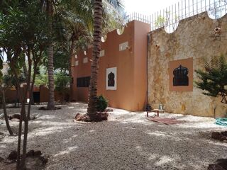  Immeuble � vendre 6 pi�ces 440 m� Ngaparou