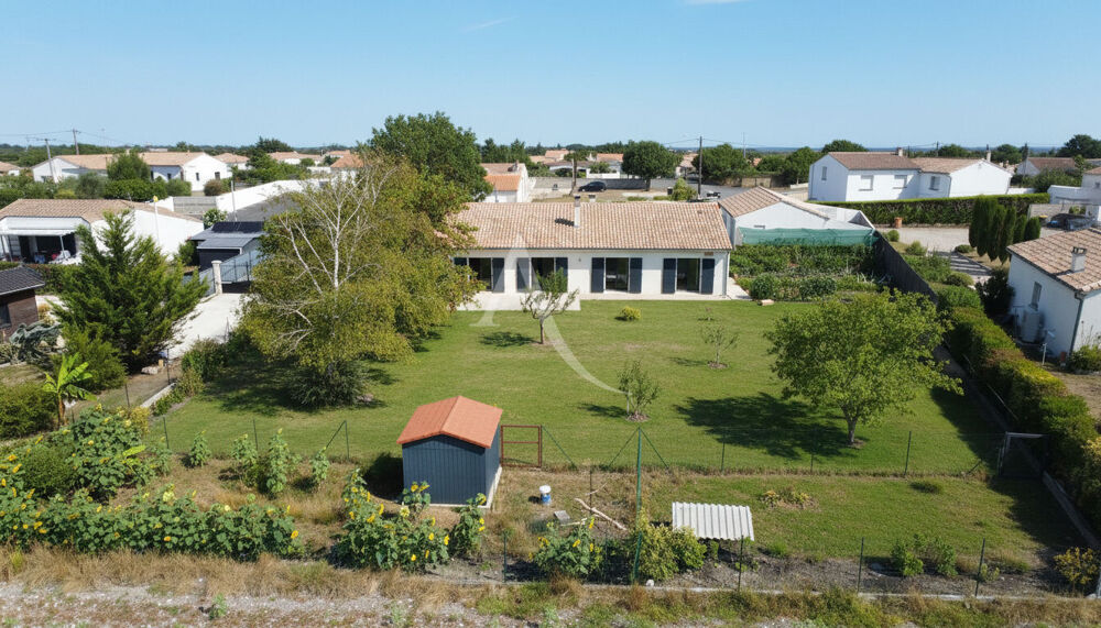 Maison de plain pied - Semussac 4 pièce(s) 120 m2