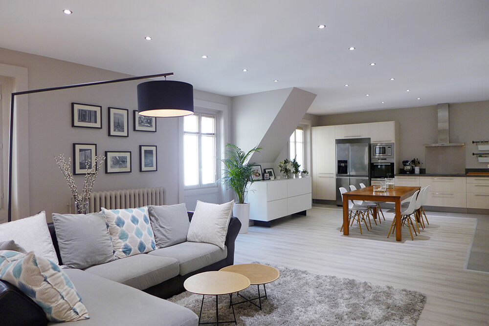 Appartement T4 avec grande terrasse et parking