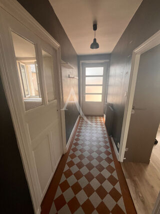  Maison à louer 5 pièces 142 m²