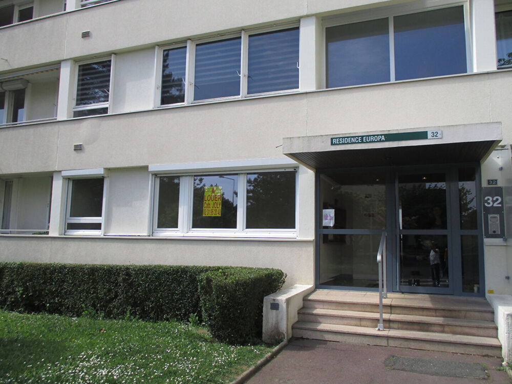 Location Appartement CAEN : appartement F1 (31 m²) en location - 32 rue Horatio Smith - 3e étage Caen