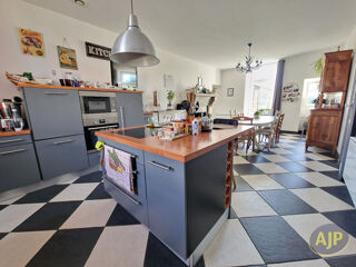  Maison à vendre 11 pièces 283 m²