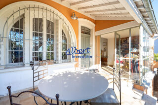  Maison à vendre 8 pièces 131 m²