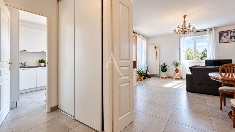 Vente Appartement Appartement T4 dernier étage avec terrasse Sud-Est à Saint-Julien-en-Genevois, proche centre et Genève Saint julien en genevois