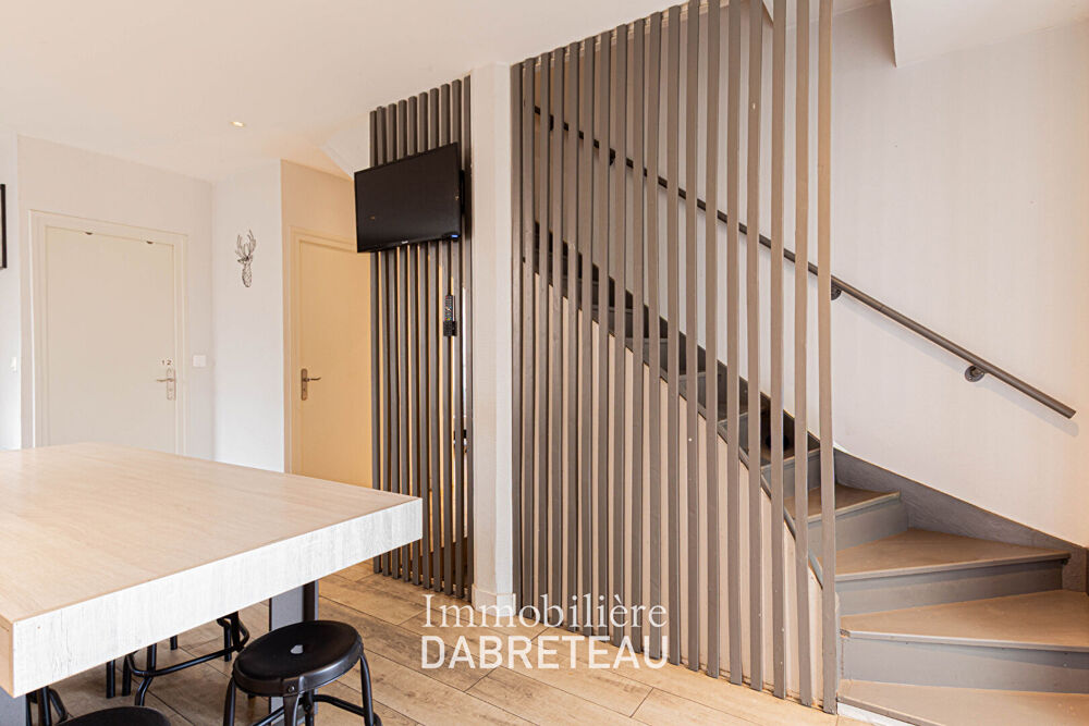 Location Appartement Chambre à louer dans une maison en colocation de 148m2 - Villeurbanne Villeurbanne