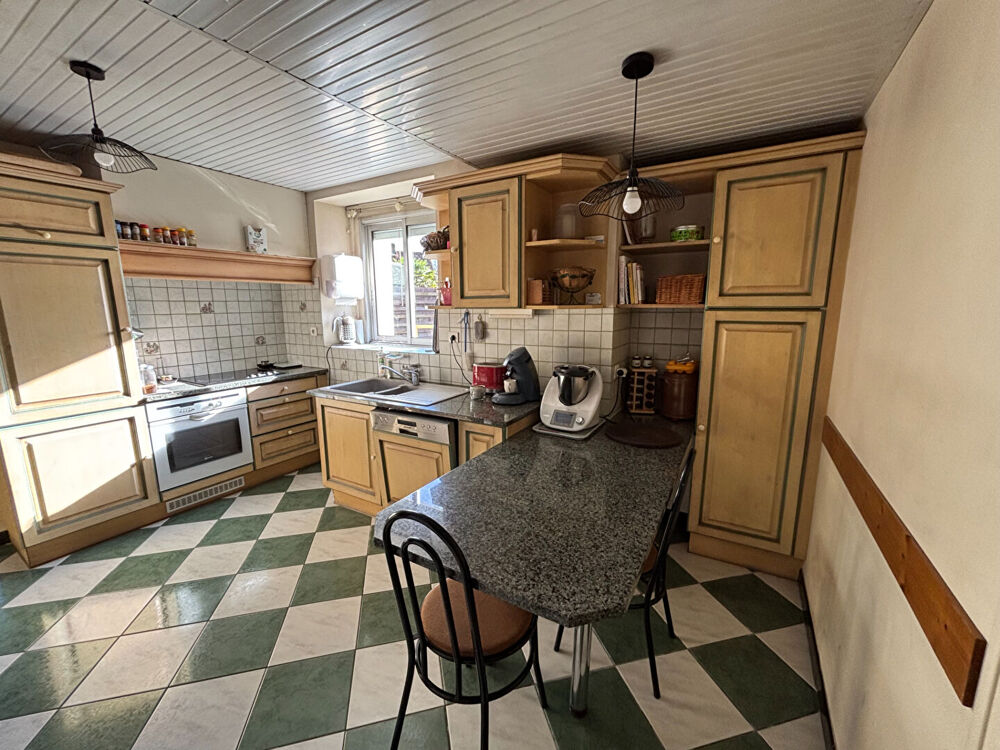 Vente Maison Maison familiale avec véranda et dépendance La chapelle des marais