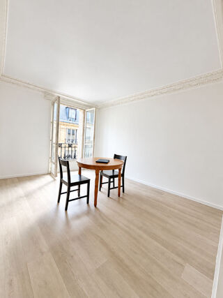 Vente Appartement Appartement Paris 2 pièce(s) 43 m2 Paris 11