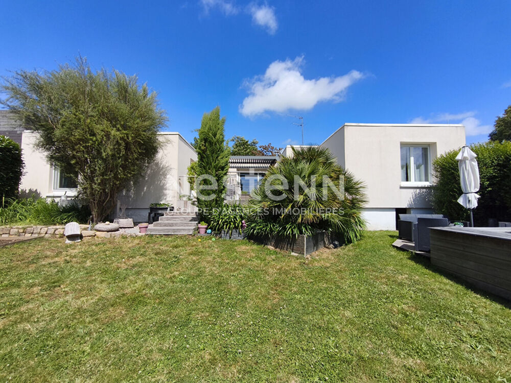 Maison à vendre Saint Nolff Sud - Vie de plain pied - 4 chambres - Maison vendue Louée