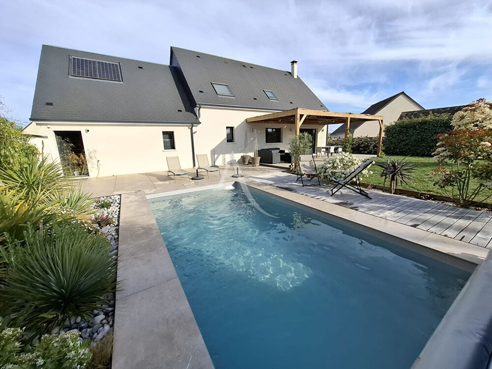 Vente Maison Maison familiale récente (2020)  5 chambres  Piscine chauffée  Prestations haut de gamme Cerelles