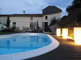  Maison � vendre 6 pi�ces 220 m�