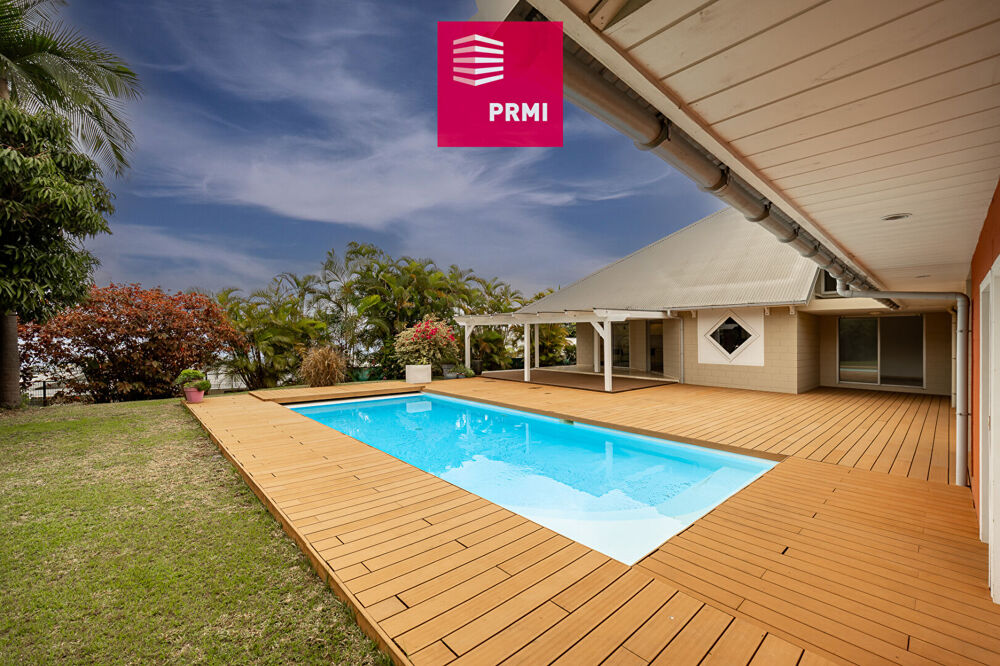 Villa d'architecte de 220m2 au Guillaume