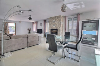  Maison à vendre 9 pièces 210 m²