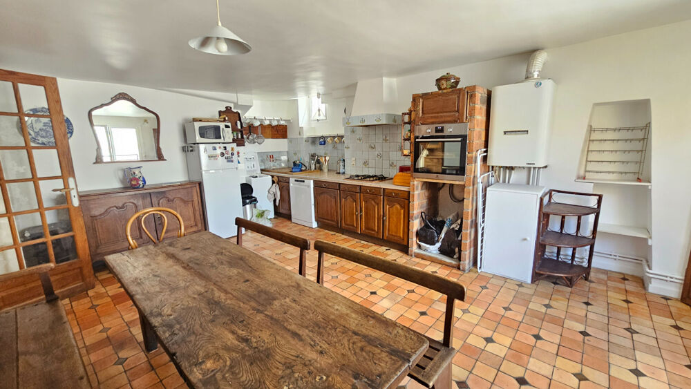 Location Appartement BEAU DUPLEX MEUBLE 3/4 CHAMBRES Paris 3
