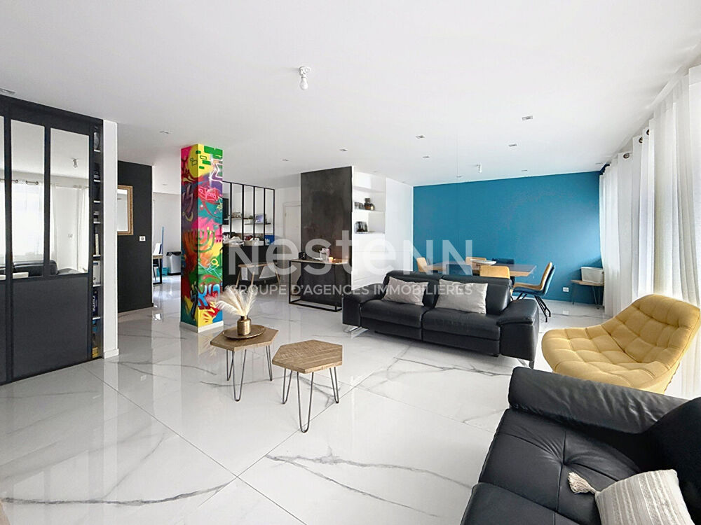 Vente Appartement Grand Appartement T5 3 chambres avec Terrasse Cave et Parking Rue Pagère - 69500 BRON Bron