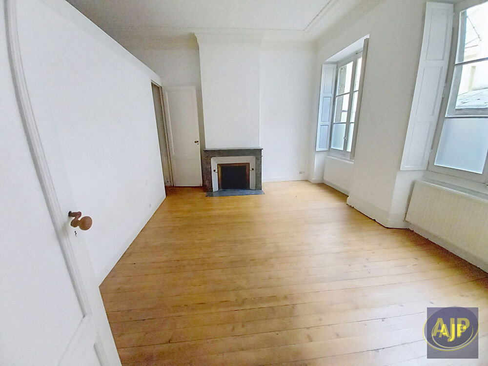 Vente Appartement Appartement  vue sur quais Bordeaux 92 m2 Bordeaux