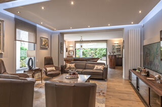  Villa à vendre 14 pièces 402 m²
