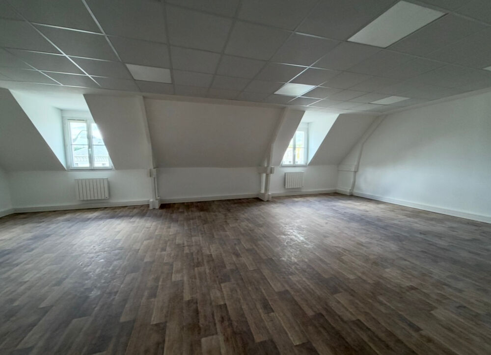 Bureau ou Appartement selon Projet. Potentiel avec ascenceur