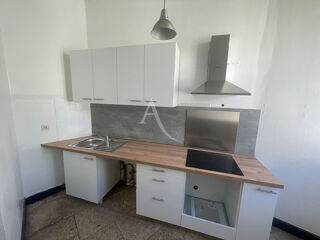  Appartement à louer 2 pièces 64 m²