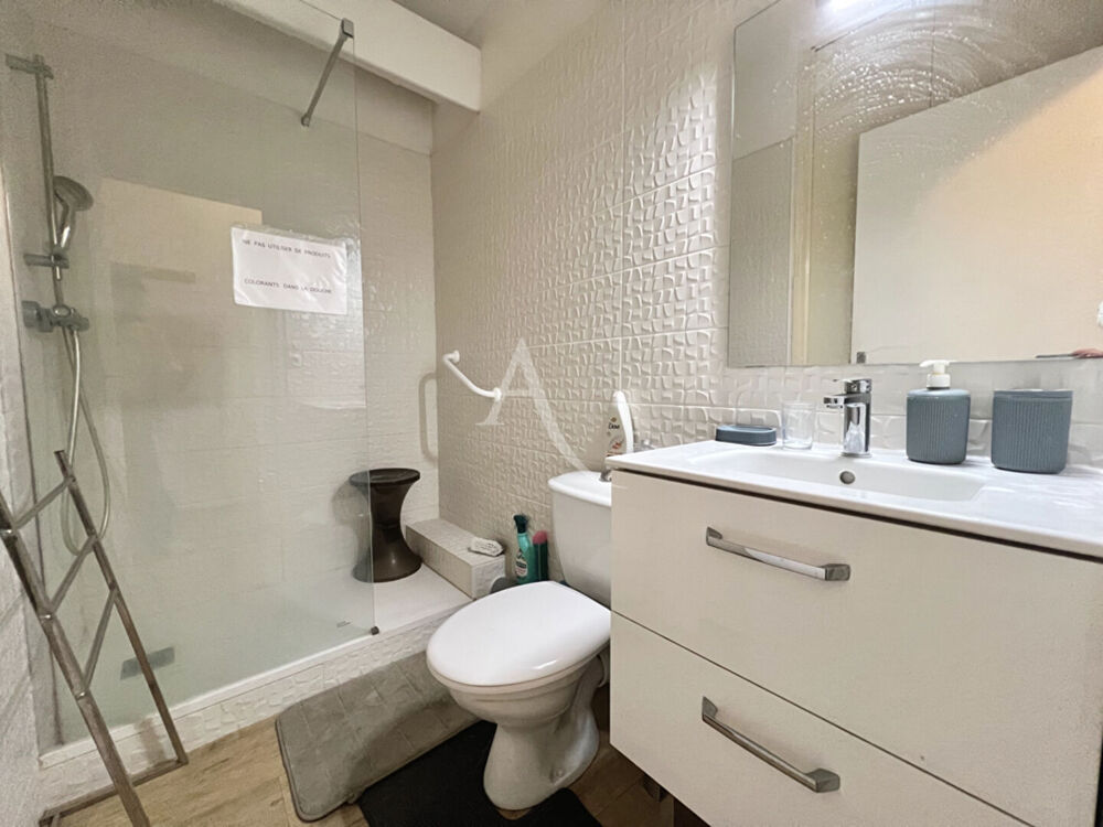 Location Appartement A louer à l'année T1 - Balaruc Les Bains - 24,09m² avec vue parc Balaruc les bains