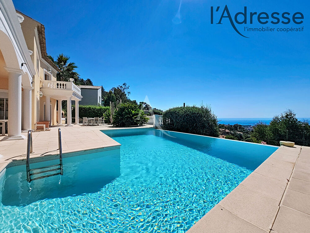 Villa d'exception sur les hauteurs de Mandelieu !