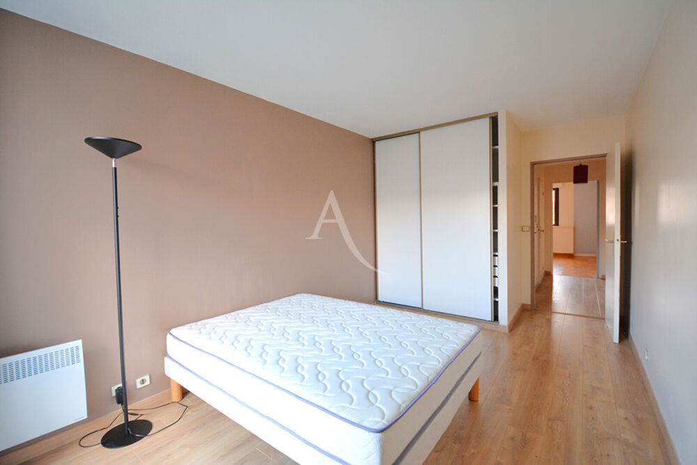 Vente Appartement Spacieux trois pièces quartier mairie Le kremlin bicetre