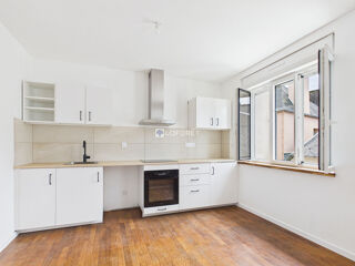 Appartement à louer 4 pièces 80 m²