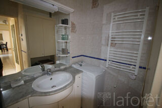  Appartement à louer 4 pièces 75 m²