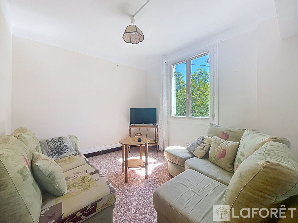 Vente Maison PIOLENC CENTRE - Maison 95m², jardin avec piscine et dépendances Piolenc