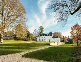  Villa � vendre 15 + pi�ces 750 m�