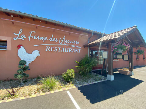 ENSEMBLE IMMOBILIER PROFESSIONNEL DONT RESTAURANT TYPIQUE DE LA BRESSE ET SON LOGEMENT DE FONCTION. MURS ET FONDS DE COMMERCE  A 900000 01250 Montagnat