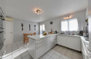  Maison � vendre 8 pi�ces 215 m�