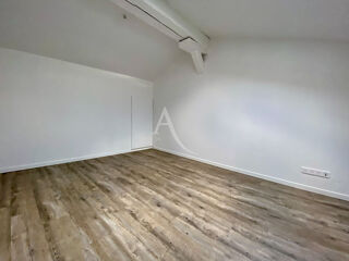  Appartement à louer 3 pièces 49 m²