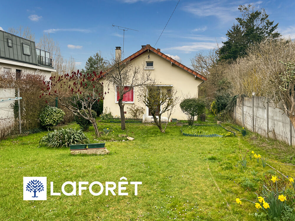 SAINTE GENEVIEVE DES BOIS : SECTEUR DE LA VALLÉE DE L'ORGE // PARC DE L'ORMOY // DEUX MAISONS SUR UN TERRAIN D'ENVIRON 1172 m²