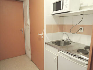  Appartement à louer 1 pièce 17 m²