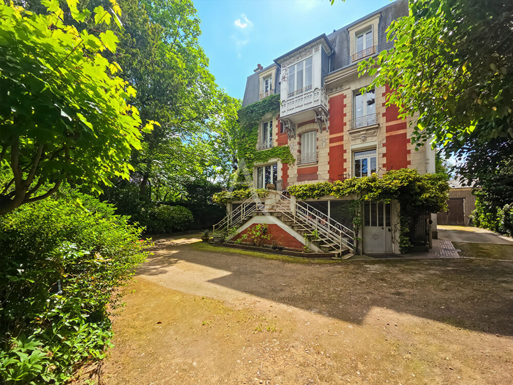 Vente Maison Propriété 290 m² habitables et maison de gardien -1530 m² de terrain - Les mureaux