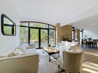  Maison à louer 6 pièces 220 m²