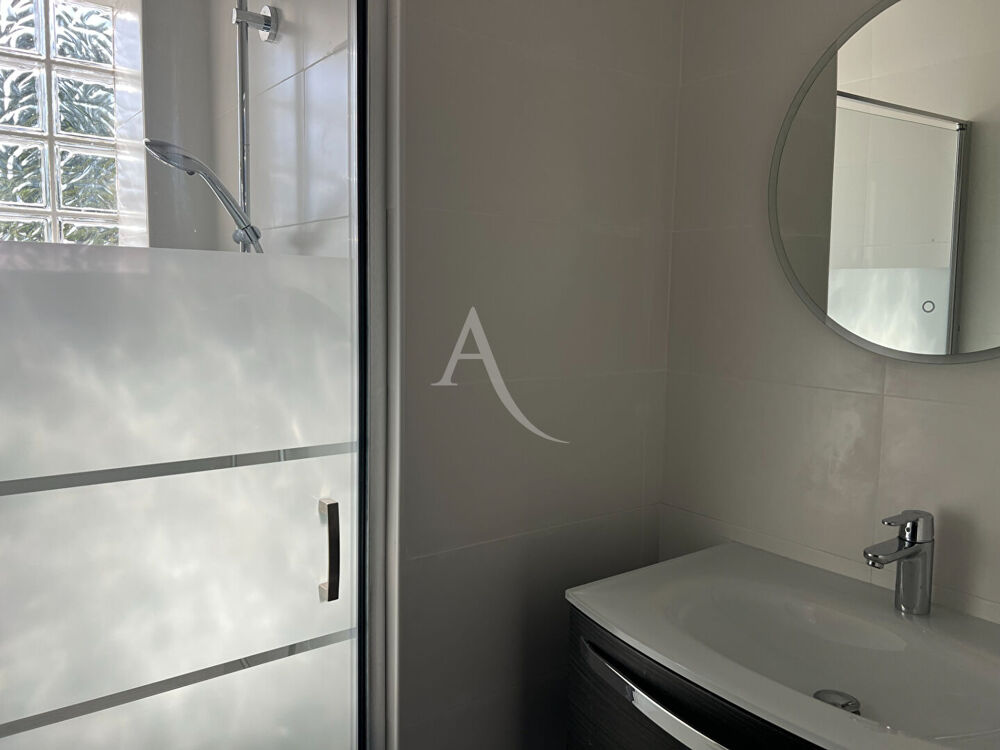 Location Maison Maison Saint Gervais 4 pièce(s) 95 m2 Saint gervais