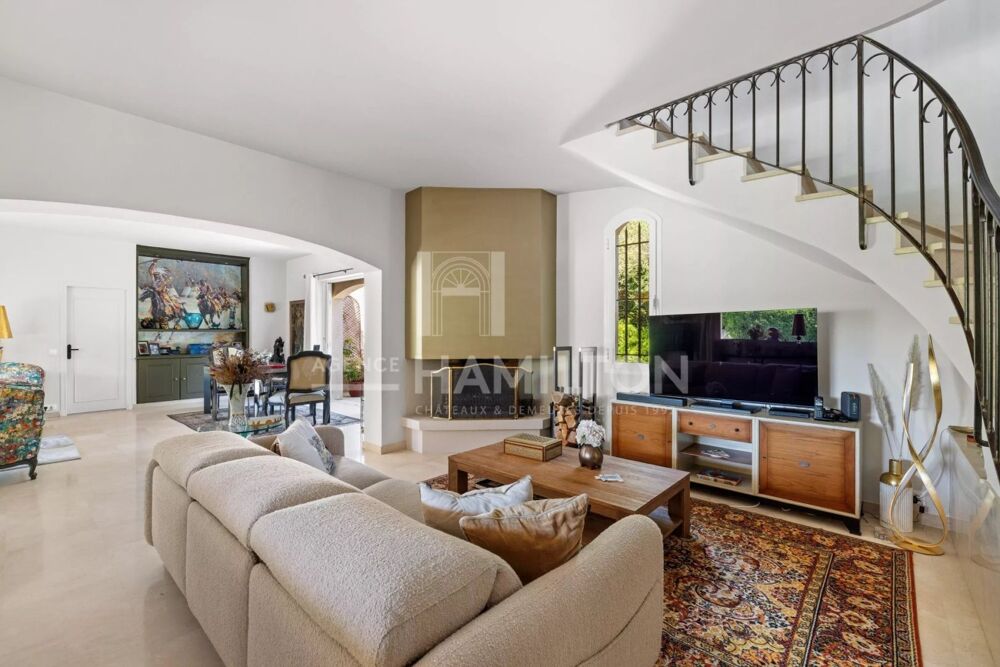 Vente Maison Magnifique villa de plain-pied avec piscine proche de Valbonne Châteauneuf-grasse