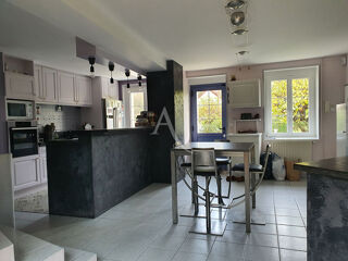  Maison à vendre 7 pièces 275 m²
